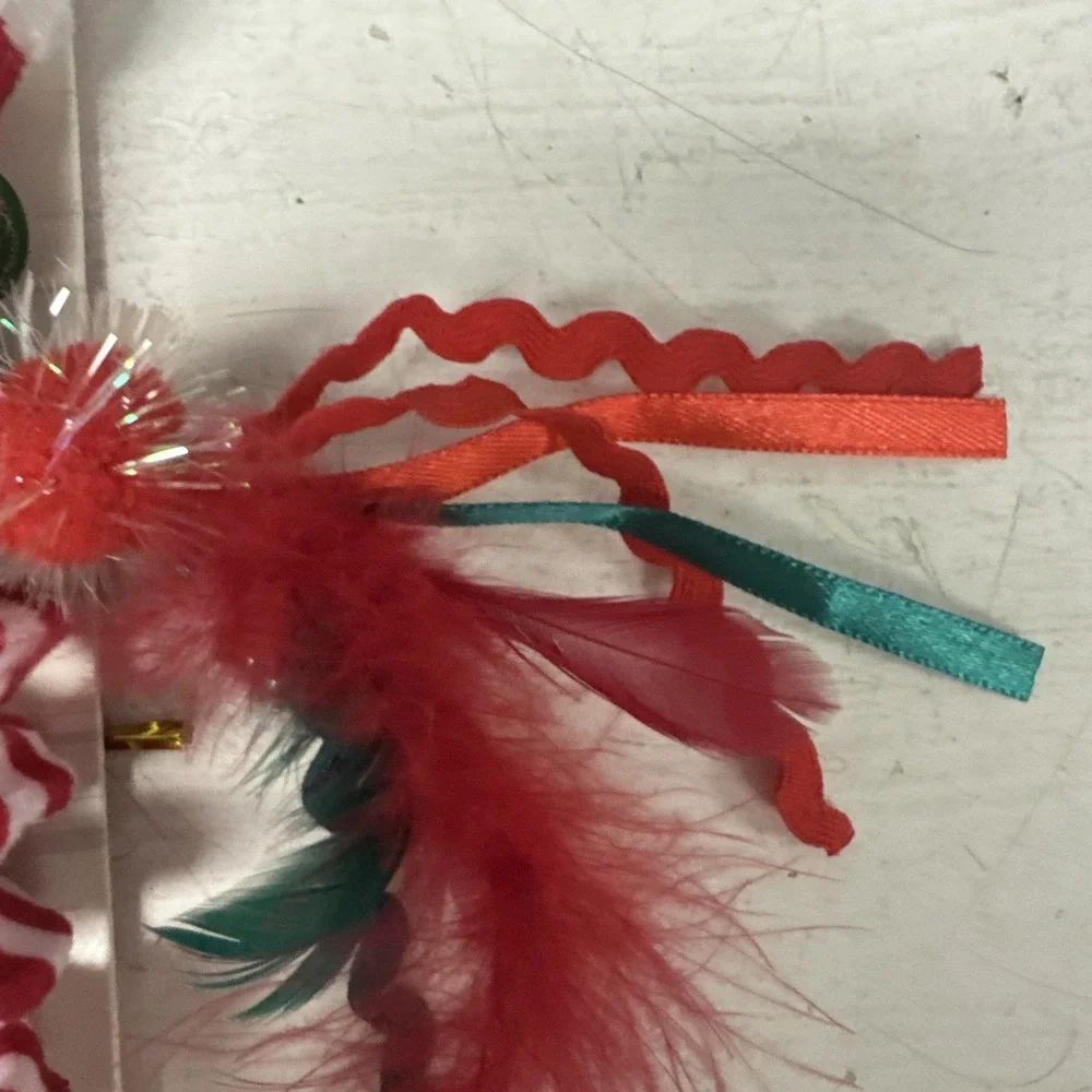 Merry & Bright 5 Pack Catnip Cat Toys‎ Fuzzy Feather Teaser Spring Coil Kicker